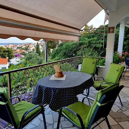 Apartment Villa Green