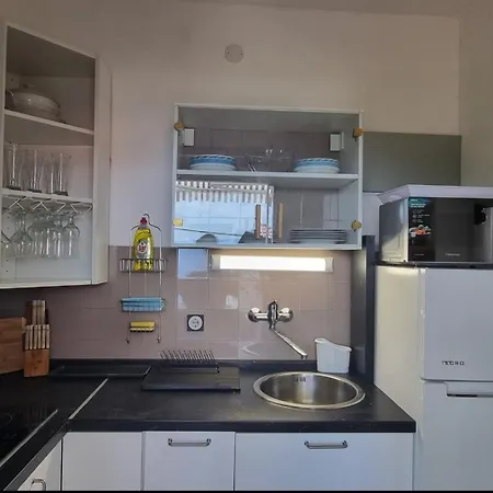 Villa Green Apartment *