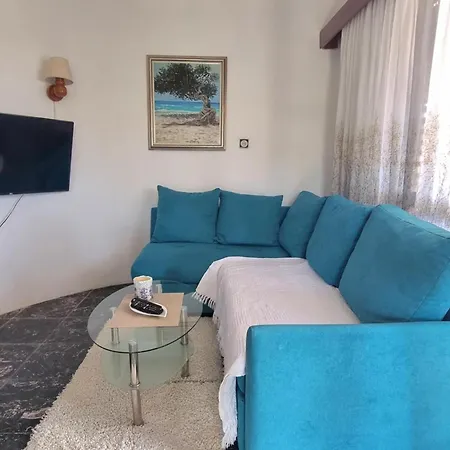 Villa Green Apartment *
